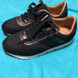 Calvin Klein women’s Sneaker size 8.5 new